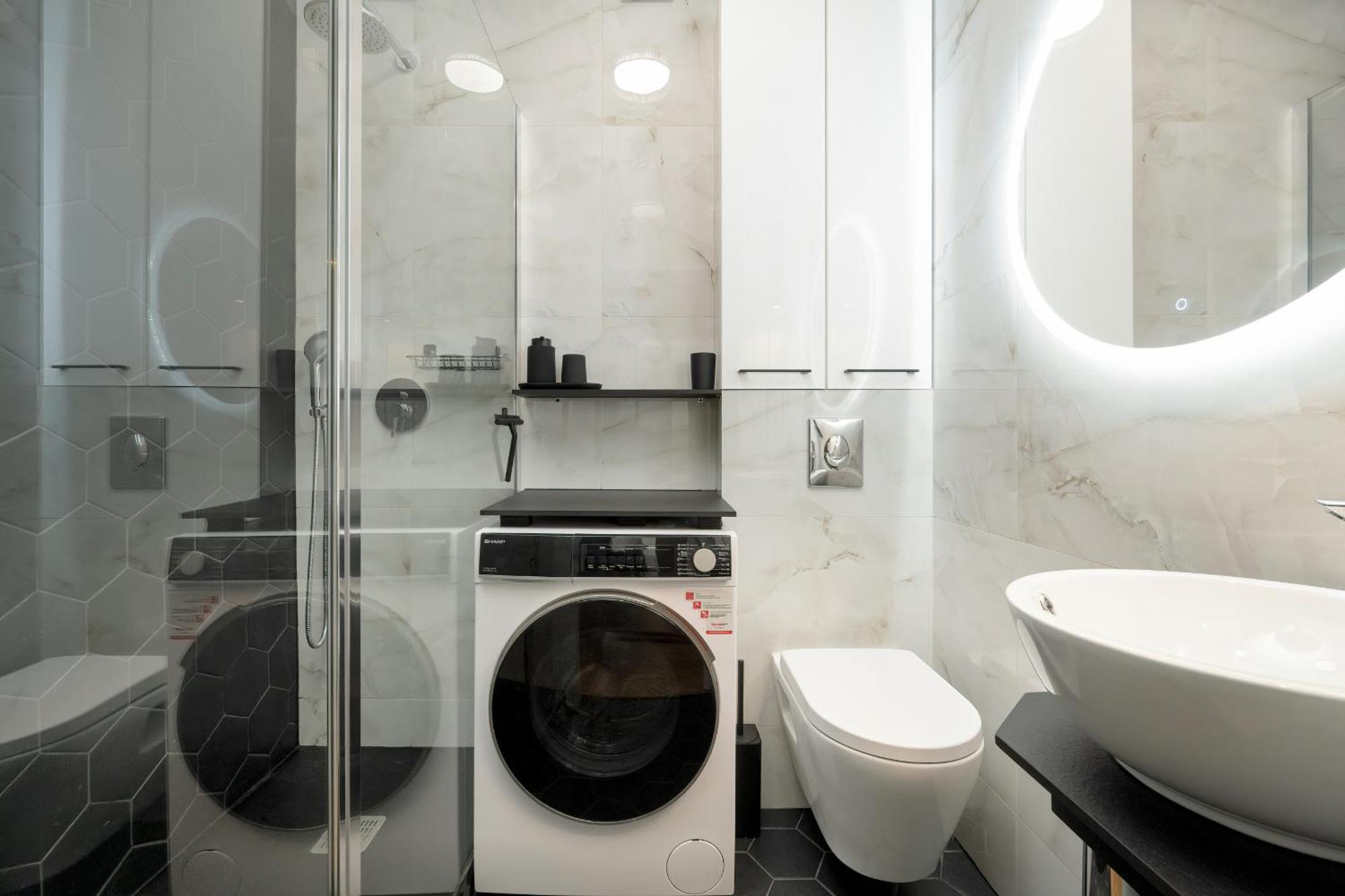 Przestronne Blisko Starego Miasta By Renters Vratislav