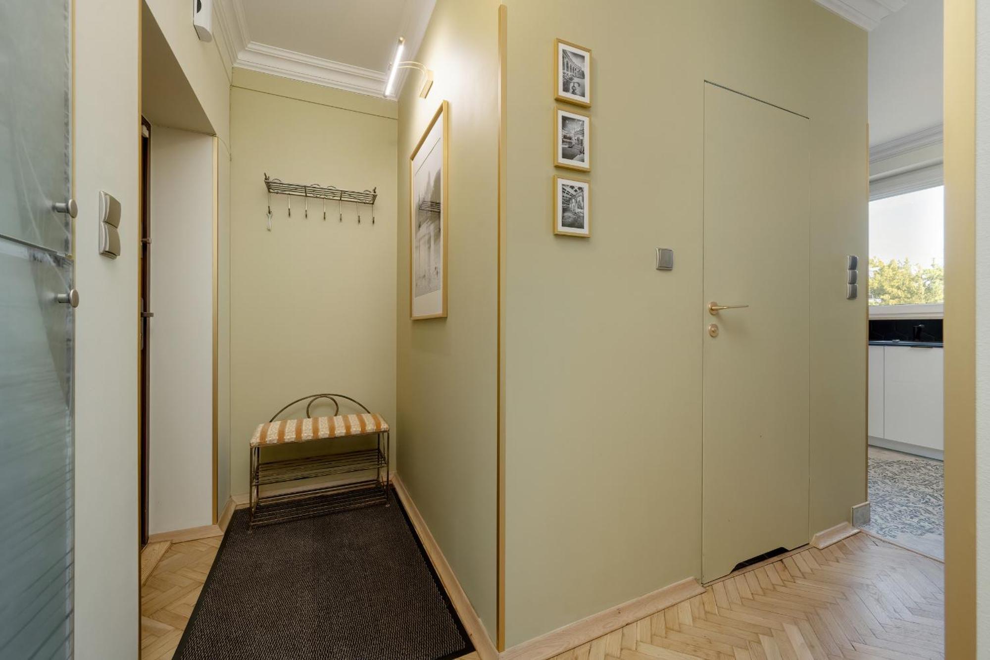 Apartmán Przestronne Blisko Starego Miasta By Renters Vratislav