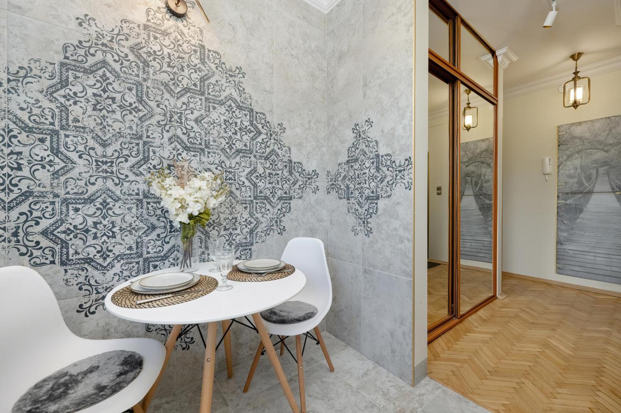 Apartmán Przestronne Blisko Starego Miasta By Renters Vratislav