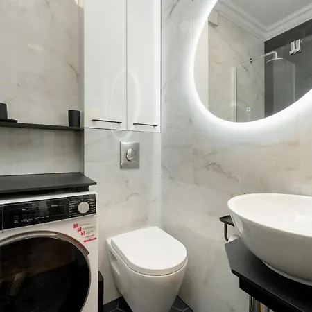Przestronne Studio Blisko Starego Miasta By Noclegi Renters Wroclaw Exterior photo